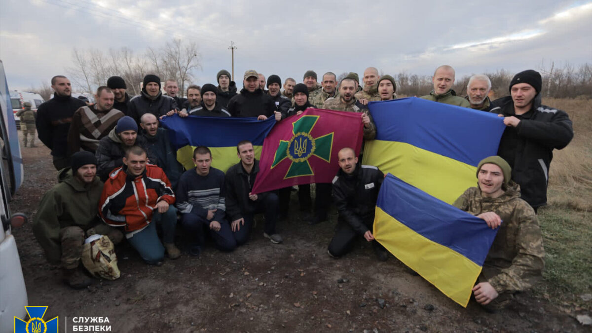 З полону звільнили ще 50 українців — ексклюзивні фото СБУ