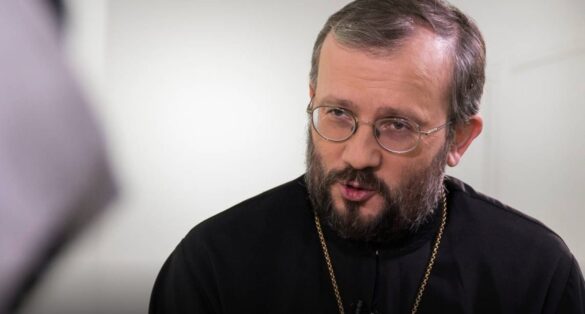 Архімандрит Кирило Говорун закликає до дослідження причин та формування християнської ідентичності на основі богослов'я, а не міфології, щоб уникнути поділу громад та дестабілізації ситуації