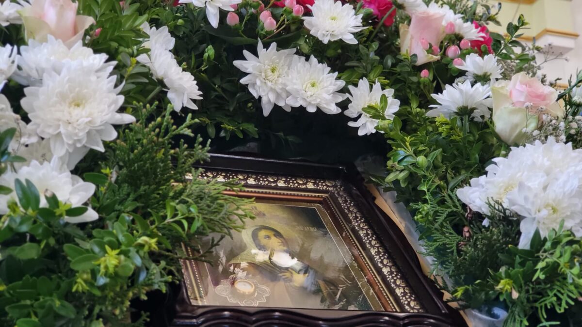 Свято Жінок-мироносиць: бажання здоров’я, щастя та перемоги для українських жінок