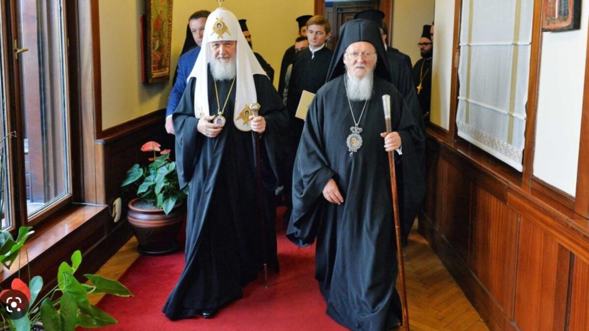 Звернення УПЦ (МП) до Вселенського патріархату щодо особливого статусу своїх парафій: що це означає і яким буде вплив на розкол в українському православ’ї