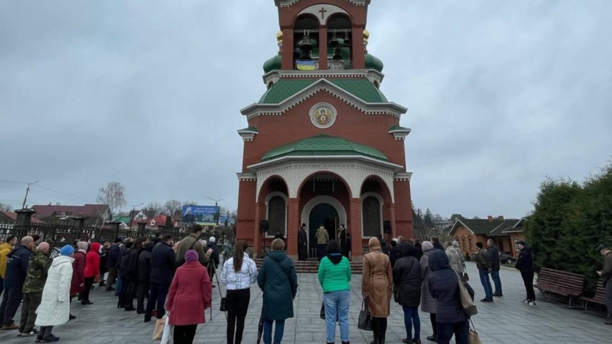 Мітинг у Тальному: Вимагають переходу до Православної церкви України