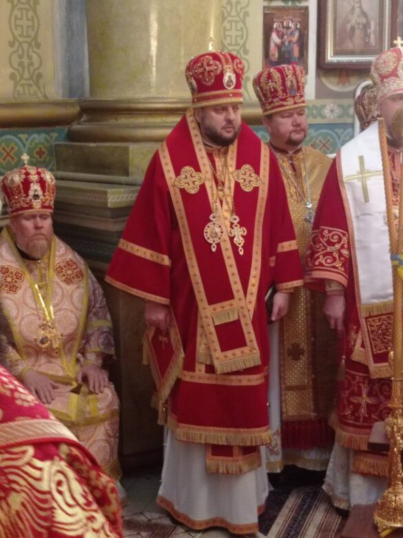 Керуючий "парашами" в Луганську та Тернополі архізек Тарас Петранюк співслужив Блаженнішому Митрополиту Епіфанію у святковій літургії на Волині