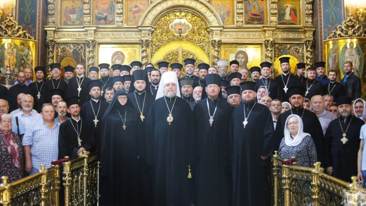 Рівнеоблрада розірвала договір з УПЦ МП щодо оренди каплиці в обласній лікарні