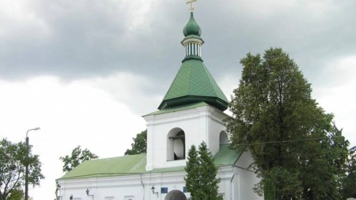 Судове рішення щодо Михайлівської церкви викликало гучний резонанс у суспільстві