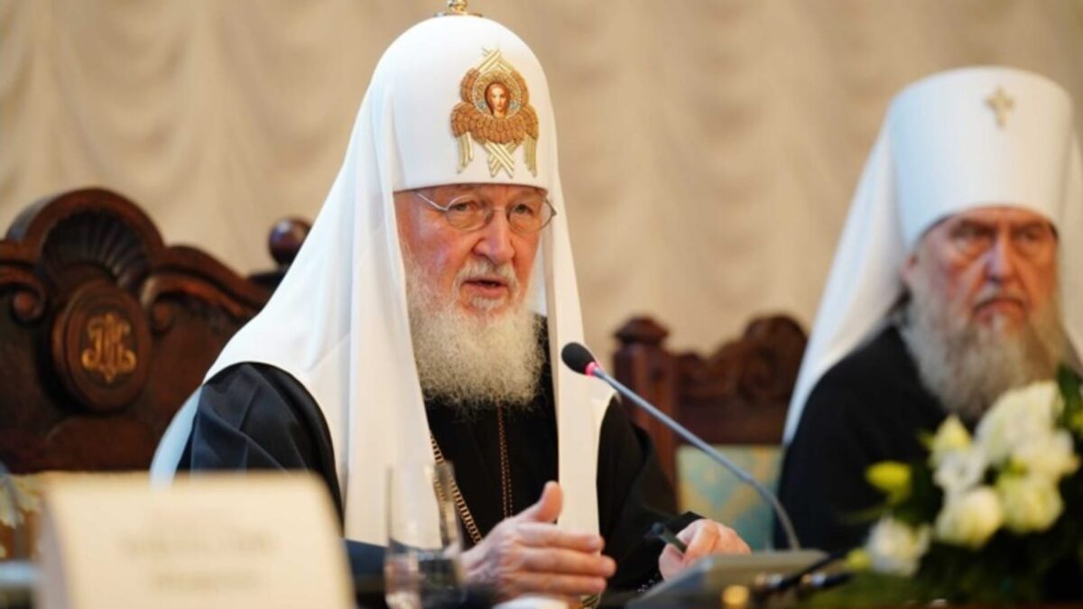 Кирил пре війною на патріарха Варфоломія прагнучи реваншу на всесвітній арені