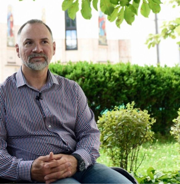 Максим Остапенко, в.о. директора Національного заповідника Києво-Печерська Лавра, розмовляє про значення Лаври, переживання під час переходу до українського контролю та роботу