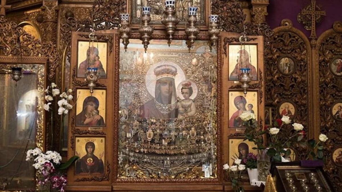 Свято ікони Божої Матері «Призри на смирення»: Духовна спадщина та чудотворна історія