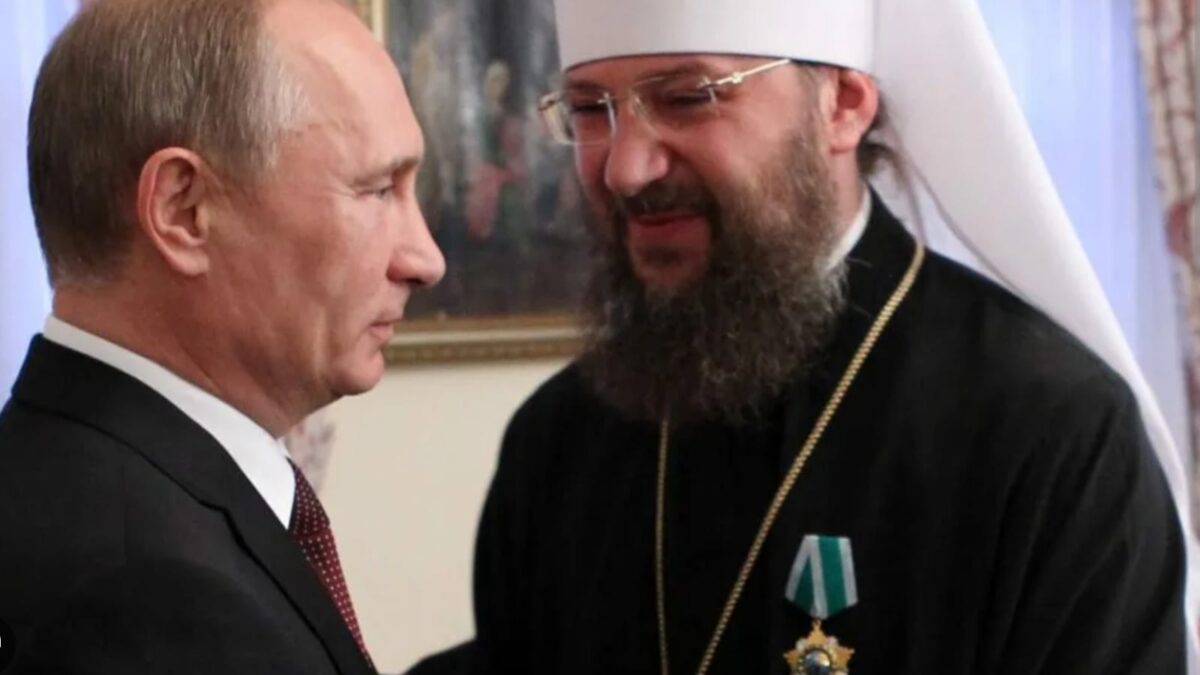 Митрополит Онуфрій: “Полковник Паканич, сушитє вьосла, ми приплилі…”