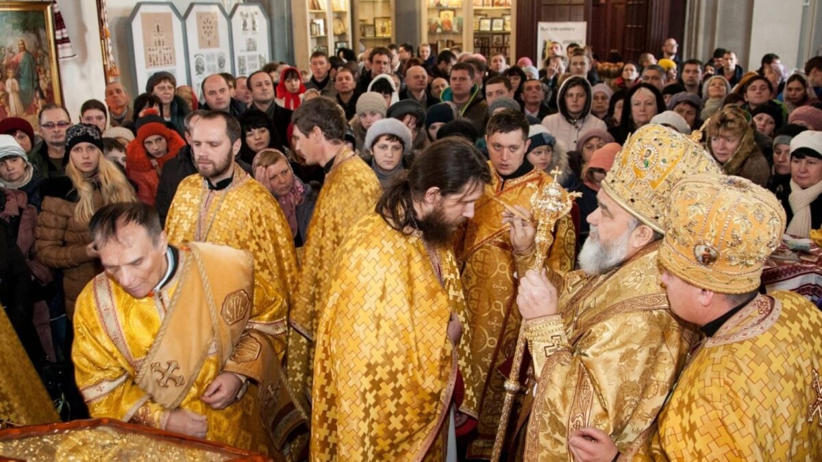 Від Дніпра до Неба: Молитва до святого Андрія в об’єднанні за захисті України у часі війни