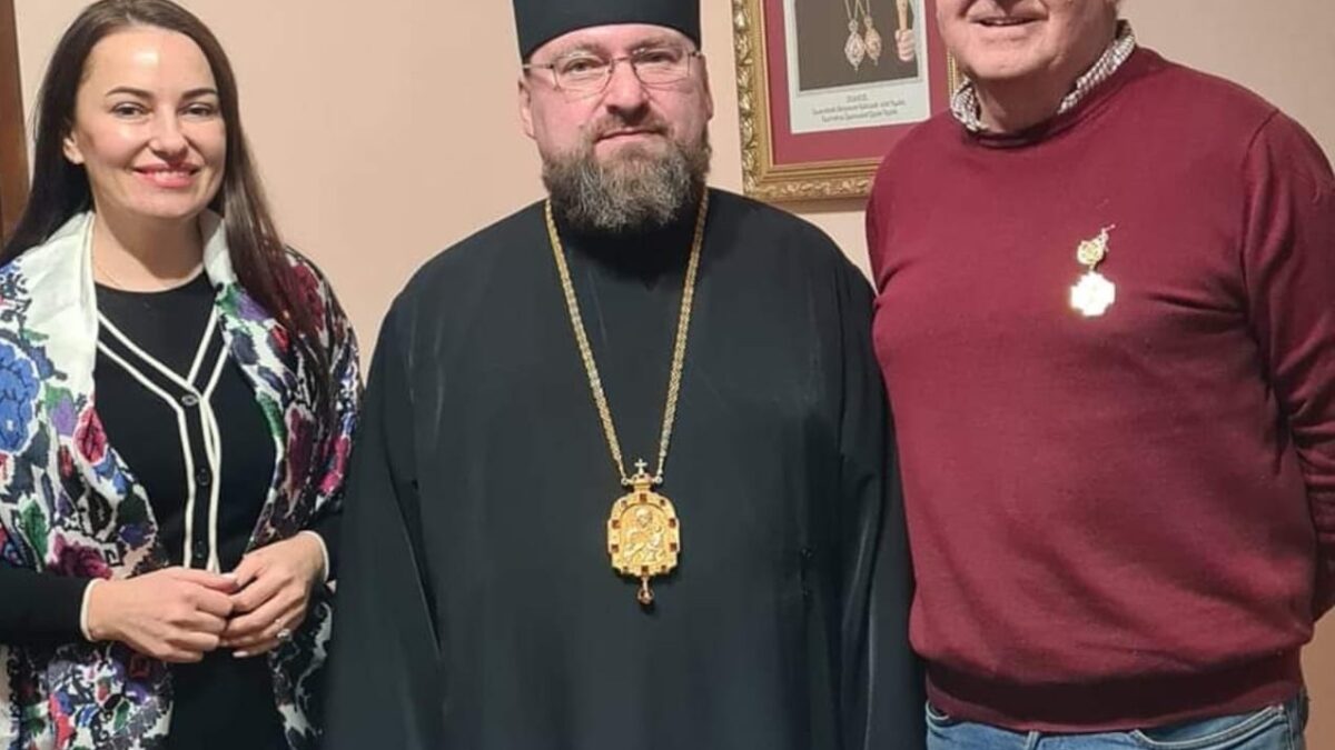 Польські Волонтери Привозять Допомогу: 200 Матраців та Гуманітарна Допомога для України