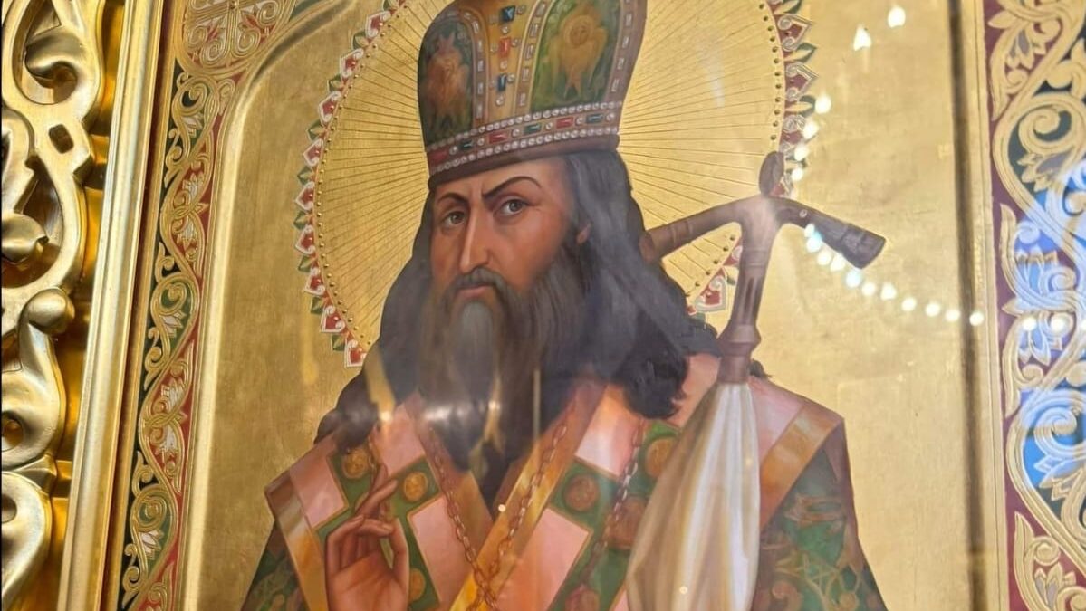 Святитель Феодосій Чернігівський: Життя, Служіння та Дива
