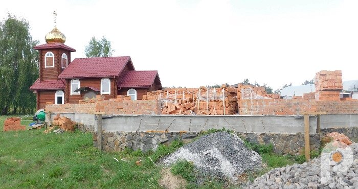Будівництво єдиного храму ПЦУ у Зарічному: новий духовний центр громади