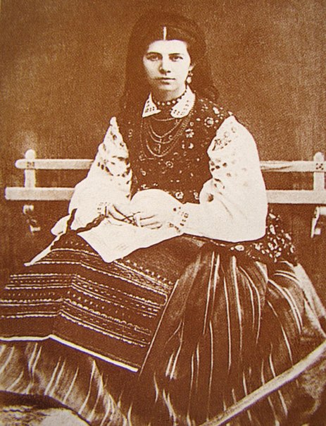 Пам’ятник Олені Пчілці у Луцьку: шана видатній українці