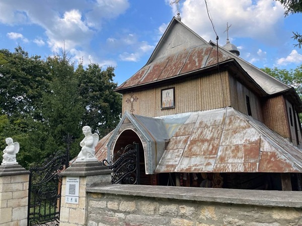 Відродження духовної спадщини: на Тернопільщині відновлюють церкву 17 століття