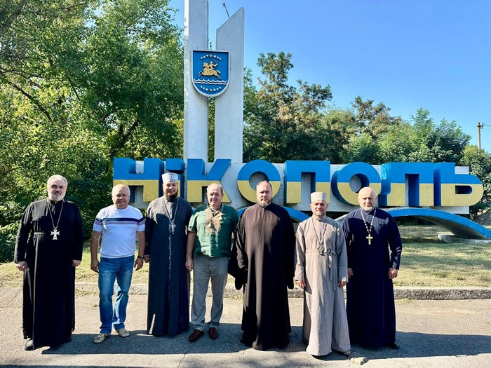 Митрополит Симеон в Нікополі: молитви за місто перемоги