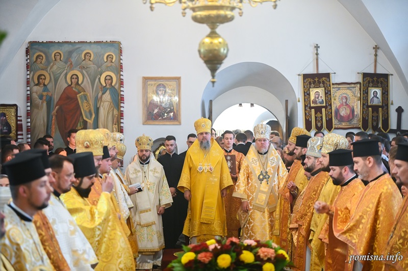 Блаженнійший Митрополит Епіфаній очолив літургію в день пам’яті святого апостола Іоана Богослова 
