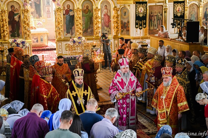 Блаженнійший Митрополит Епіфаній очолив літургію у Тростянці на Сумщині 