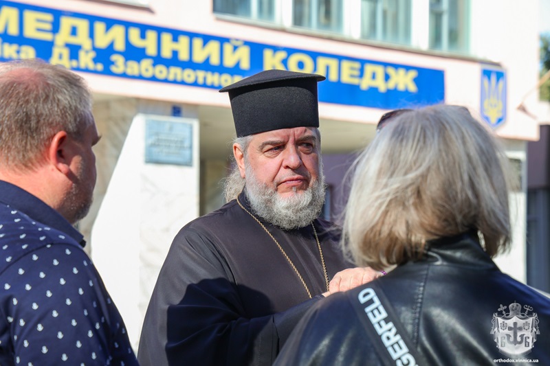 Форум «Українські медики» у Вінниці: вшанування героїзму і жертовності лікарів