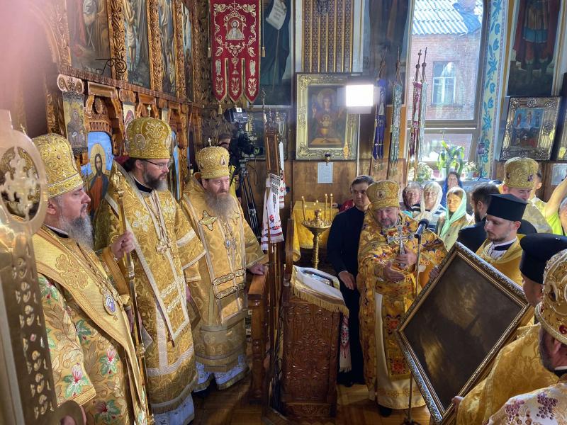 Митрополит Епіфаній у Кременчуці: молитва за Україну і духовна підтримка міста