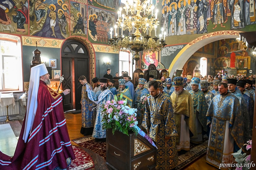 Митрополит Епіфаній очолив святкову літургію у Вишгороді в день Вишгородської ікони Божої Матері