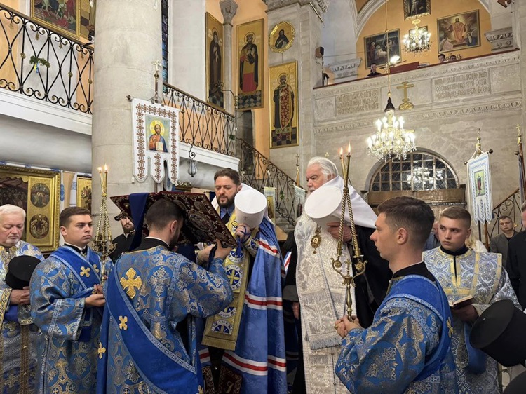 У Львові відзначили 80-річчя митрополита Макарія урочистим молебнем