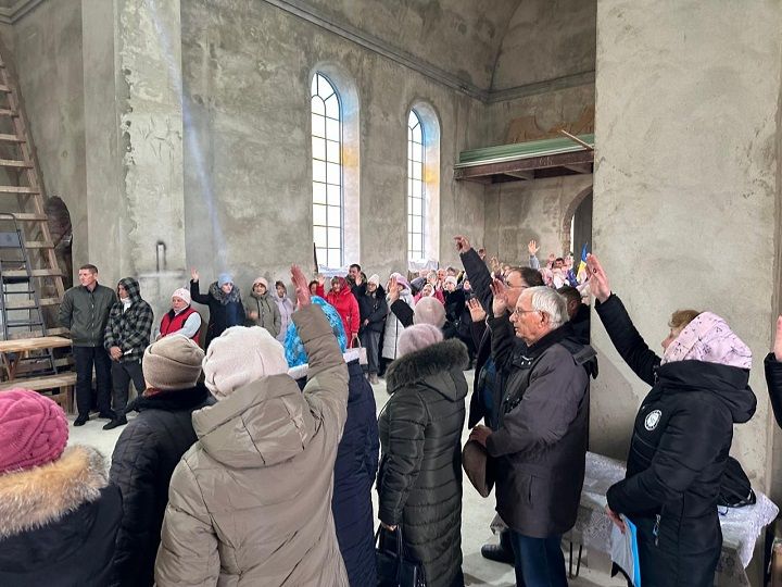 Духовна незалежність: у Лиманському громада храму приєдналася до ПЦУ
