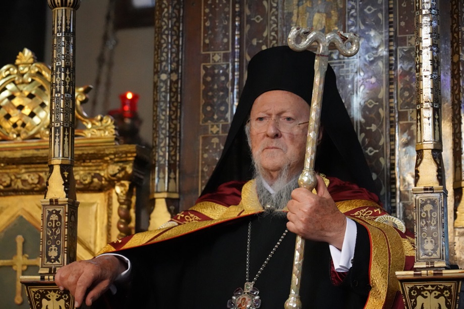 Духовні радощі та традиції: Вселенський Патріарх Варфоломій очолив святкові події у Константинополі
