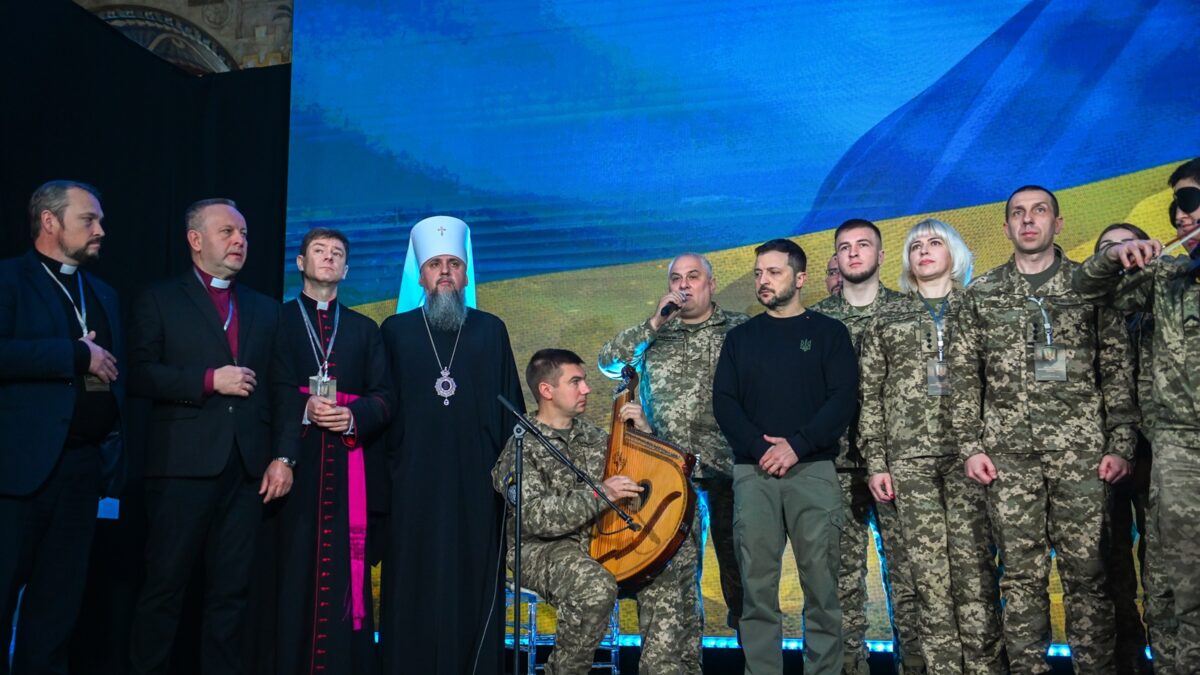 Військовий молитовний сніданок у Києво-Печерській Лаврі об’єднав захисників і духовенство