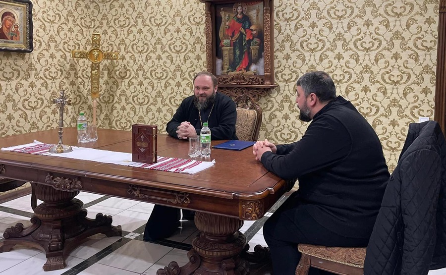 Підсумкові збори благочинних у Хмельницькій єпархії ПЦУ: позитивні результати 2024 року