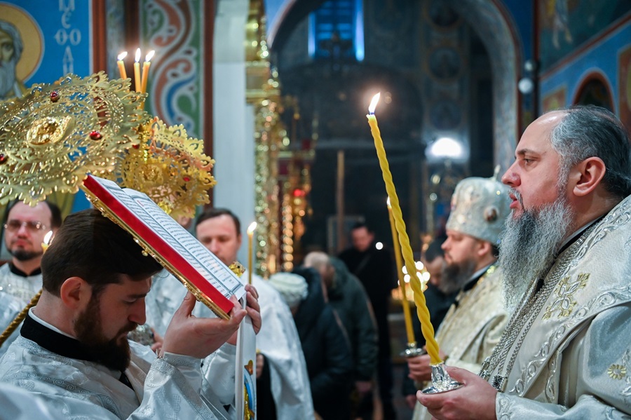 Урочисте Всенічне бдіння: молитва перед святом Богоявлення в Києві