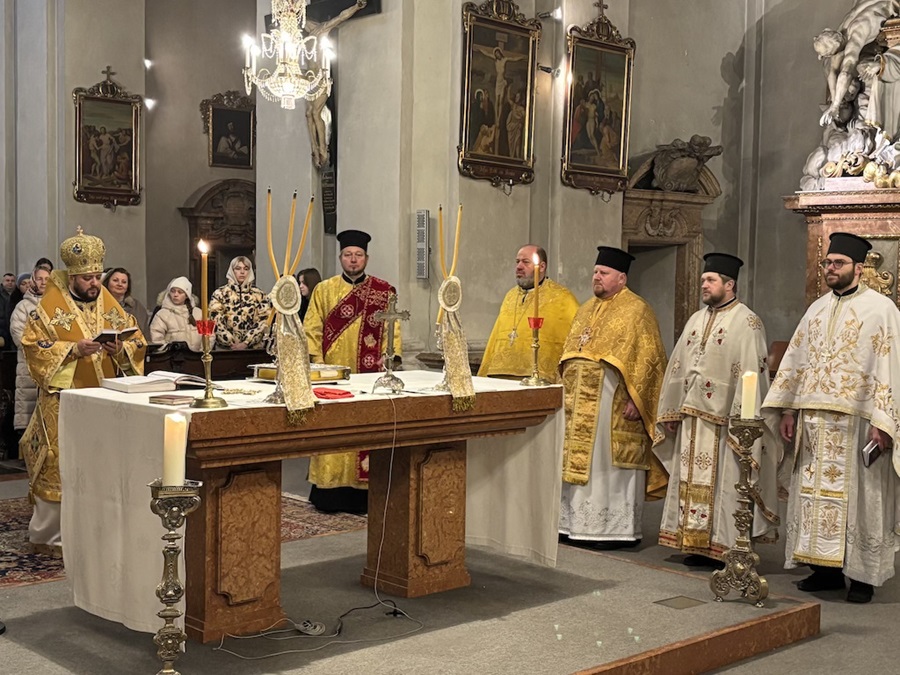 У Відні відбулися богослужіння ПЦУ за участю митрополита Іларіона
