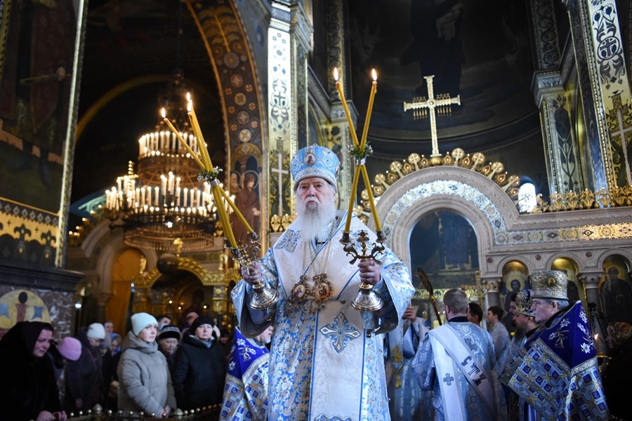 Святкування Стрітення Господнього: духовне відродження у Володимирському соборі