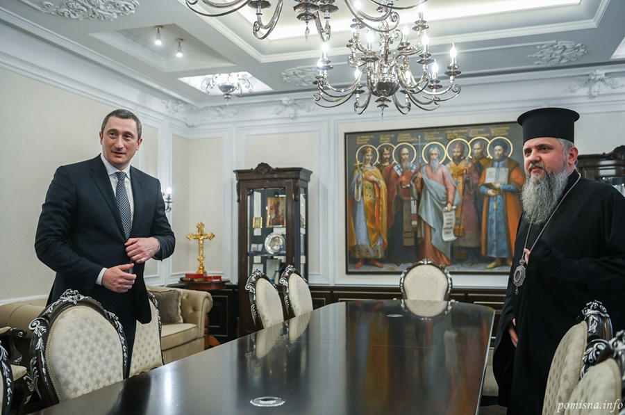 ПЦУ та уряд об’єднують зусилля для допомоги українцям у час війни