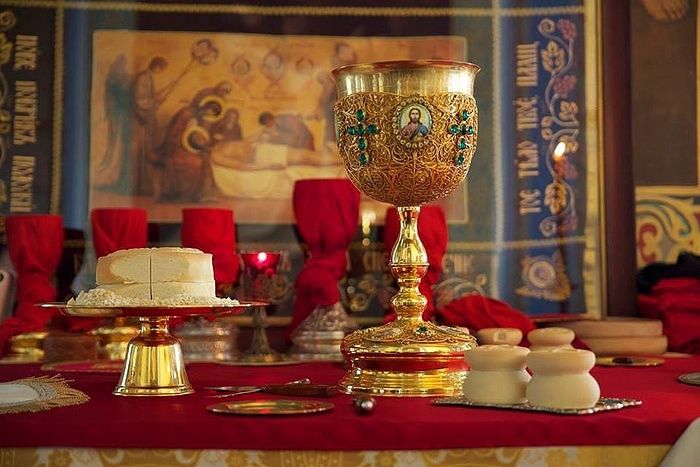 Проскомидія: жертва любові, що єднає Небо і землю