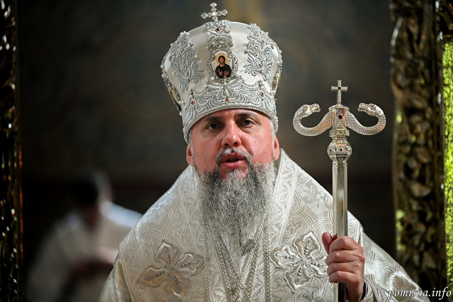 Правда замість ярма: Божественна літургія в Успенському соборі Канева