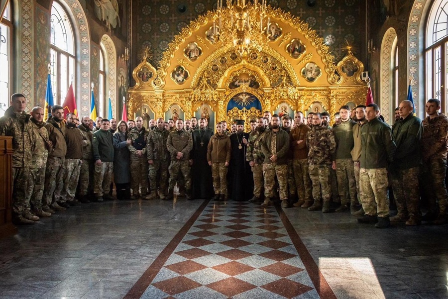 Лавра між минулим і майбутнім: боротьба за святу обитель
