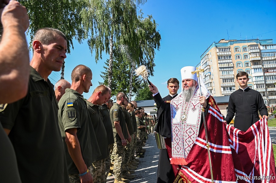 Молитва, віра і вдячність: Митрополит Епіфаній із військом