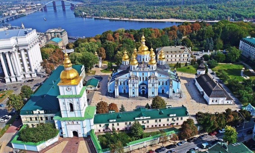 Розклад богослужінь у Свято-Михайлівському соборі на 9-ту седмицю після П’ятидесятниці