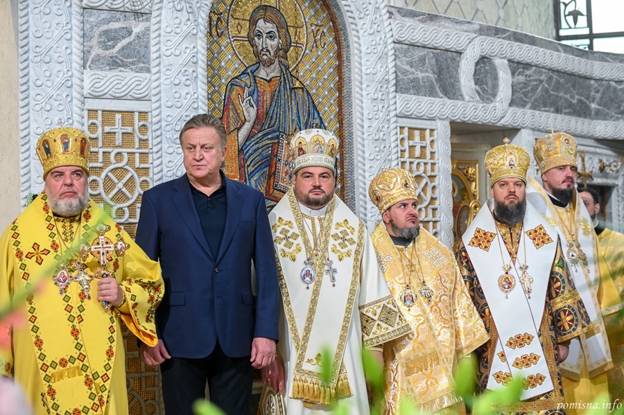 Молитва, вдячність і ювілей: на Теремках відзначили 15-річчя собору