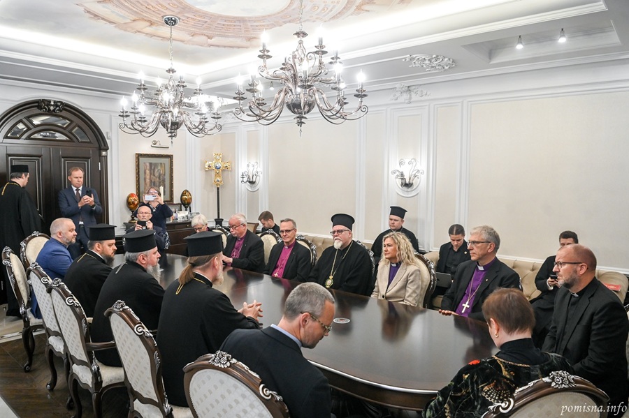 Церкви Нордичних країн вперше відвідали Україну широкою делегацією