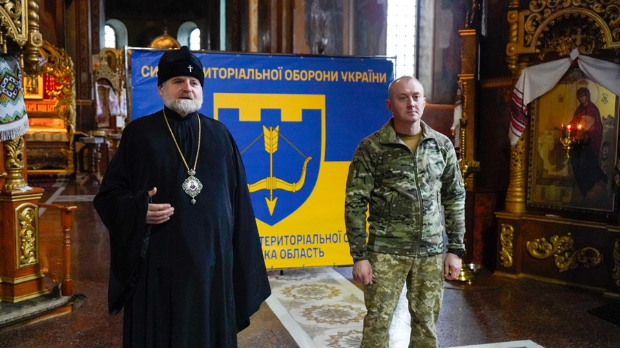 У Черкасах відзначили День військового фінансиста молитвою у Свято-Михайлівському соборі