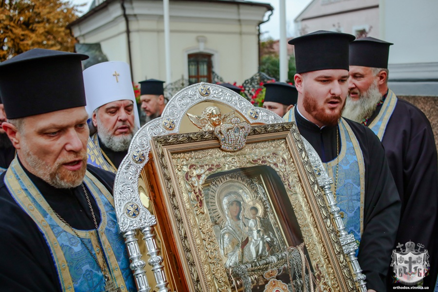 У Вінниці зустріли чудотворну Іверсько-Мирненську ікону Божої Матері