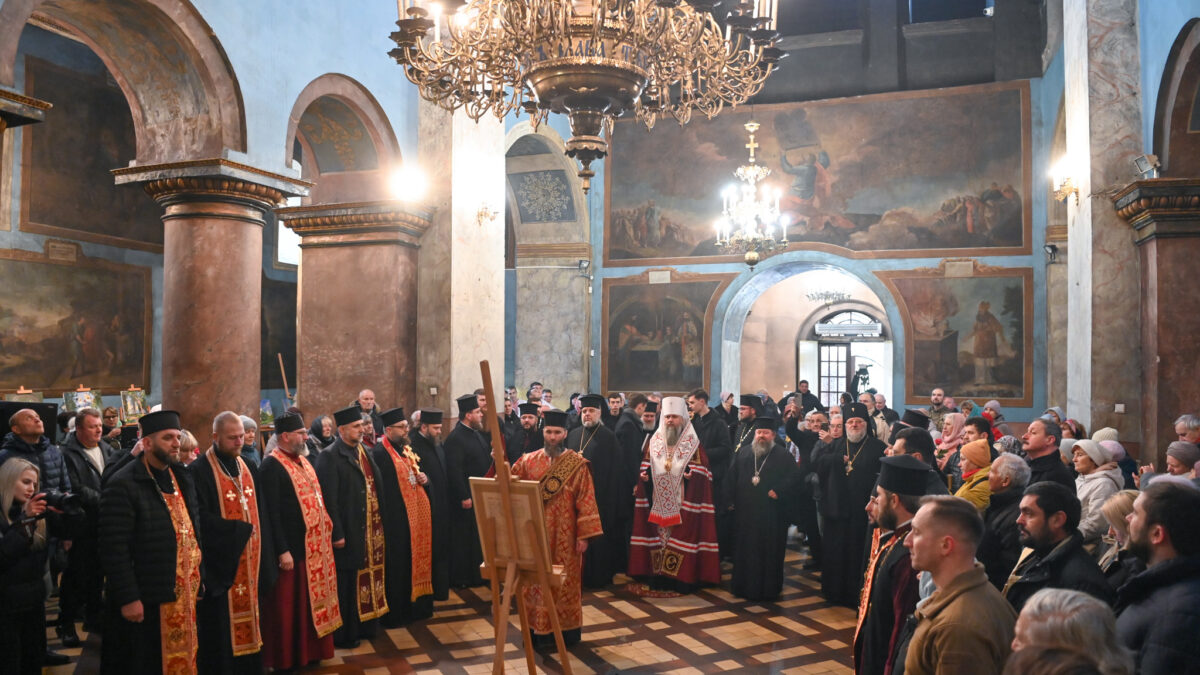 310 років Катерининському собору: Чернігів молитвою вшанував святих Катерину і Меркурія