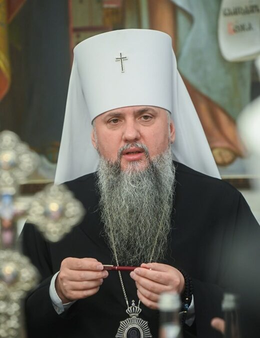 Синод тимчасово усунув єпископа Ужгородського та Хустського: церква створила комісію