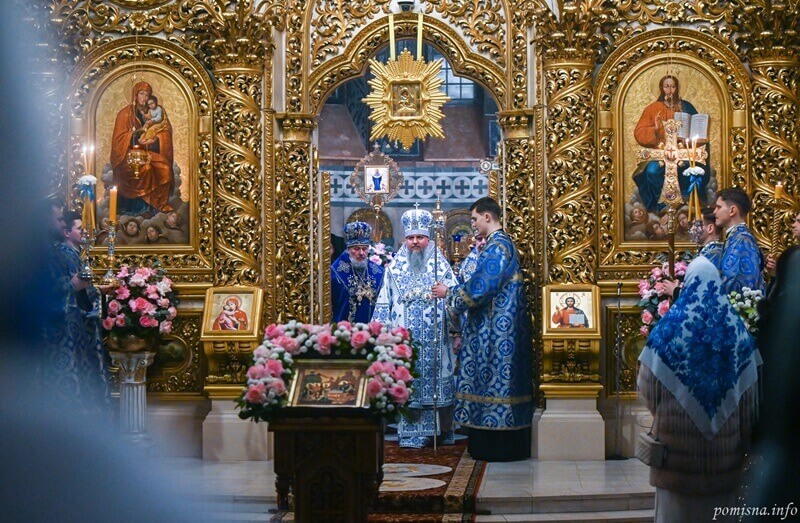 У переддень Стрітення: Митрополит Епіфаній звершив Всенічне бдіння в Києві