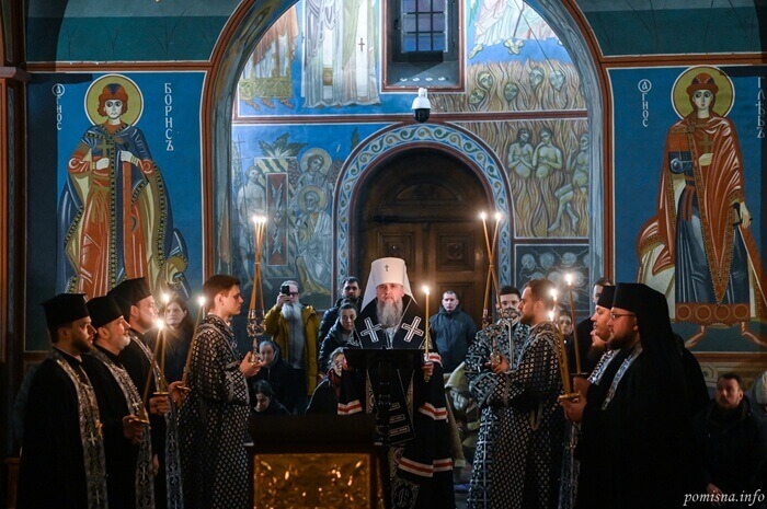 У Золотоверхій обителі розпочали читання Великого покаянного канону