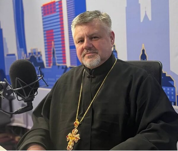 Православна Церква України за кордоном: підтримка і виклики для української діаспори