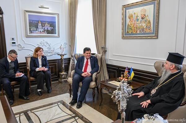 Митрополит Епіфаній подякував Великій Британії за підтримку України