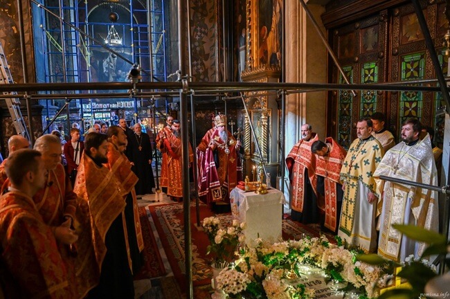 Молитва і духовна єдність: акафіст святій великомучениці Варварі