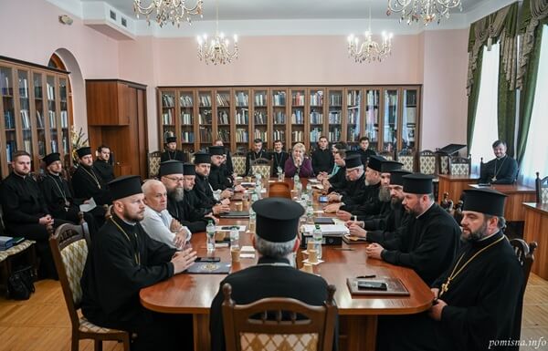 Освічені пастирі для Церкви: Митрополит Епіфаній взяв участь у роботі Вченої ради КПБА